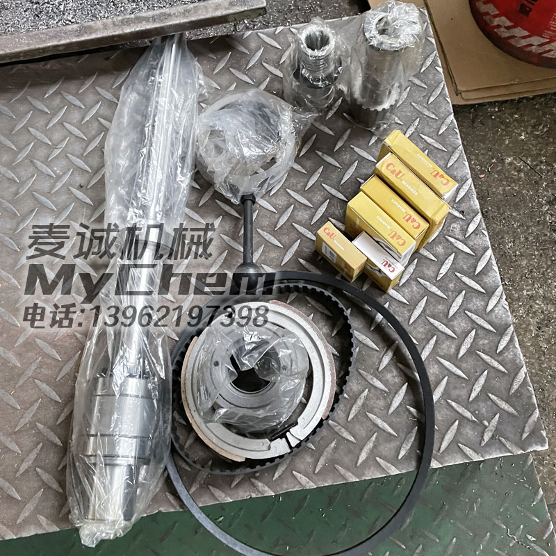 苏州铣床维修建亚M4炮塔铣床机头保养